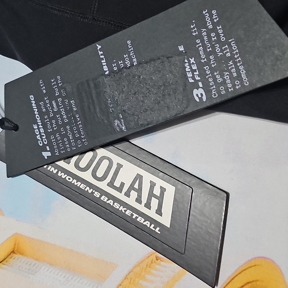 Moolah Workout Set Black Padded Compression Shorts & Top Size Large NWT - Picture 9 of 14